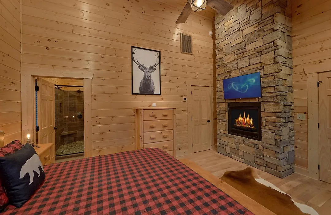 Amazing Views Hot Tub Game Room-1
