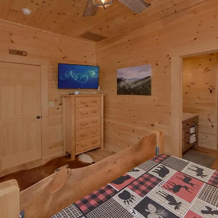 Amazing Views Hot Tub Game Room-2